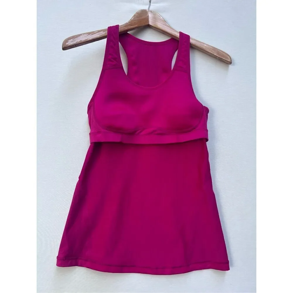 Nike Built-In Bra Active Women’s Slim fit  Tank Top size M